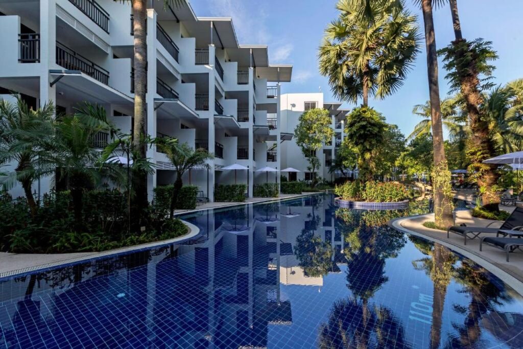 phuket beachfront hotels