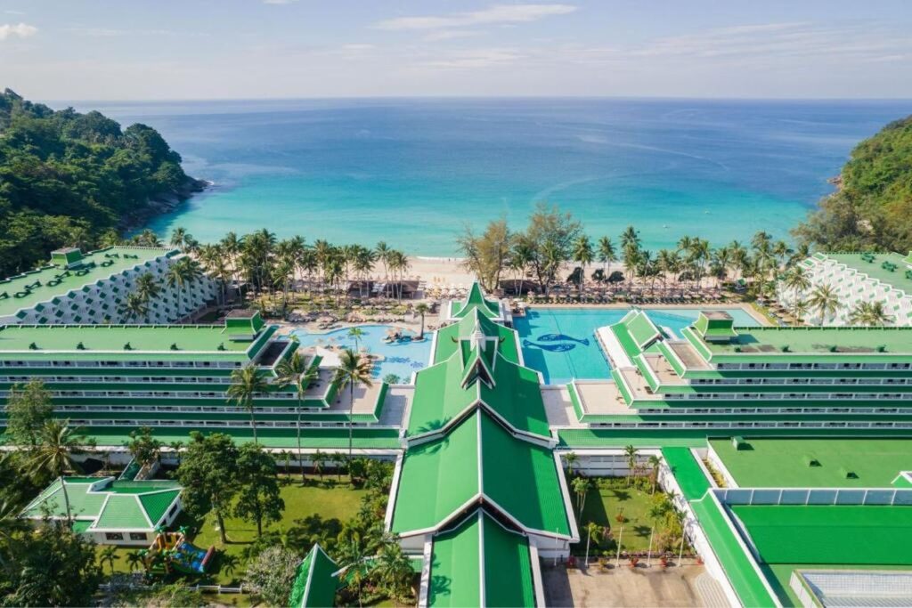 the best resort in phuket