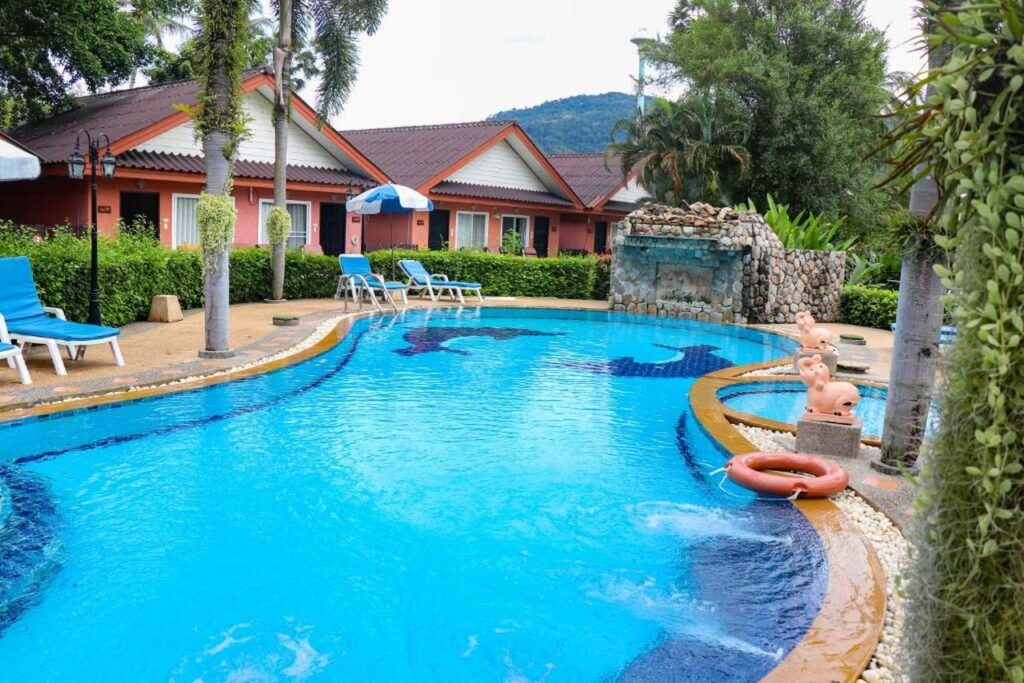 Phuket Bang Tao luxury hotels