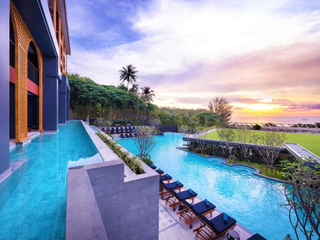 best hotels in Karon beach phuket thailand