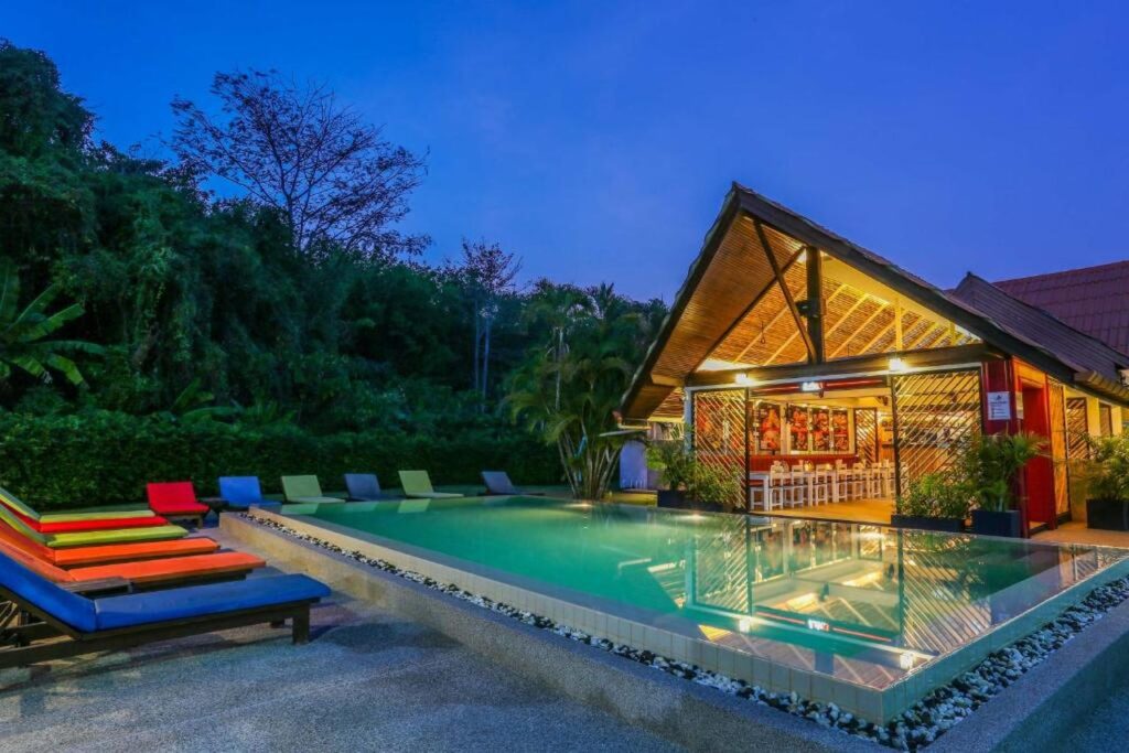 where to stay in phuket thailand