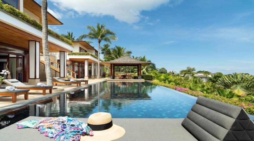 phuket hotels with swim up rooms