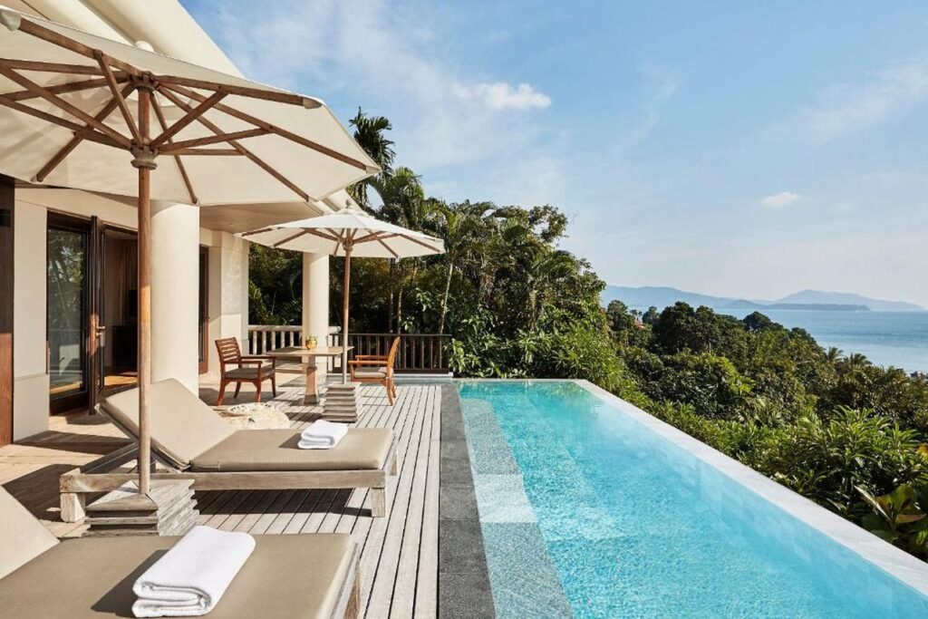 luxury hotels phuket