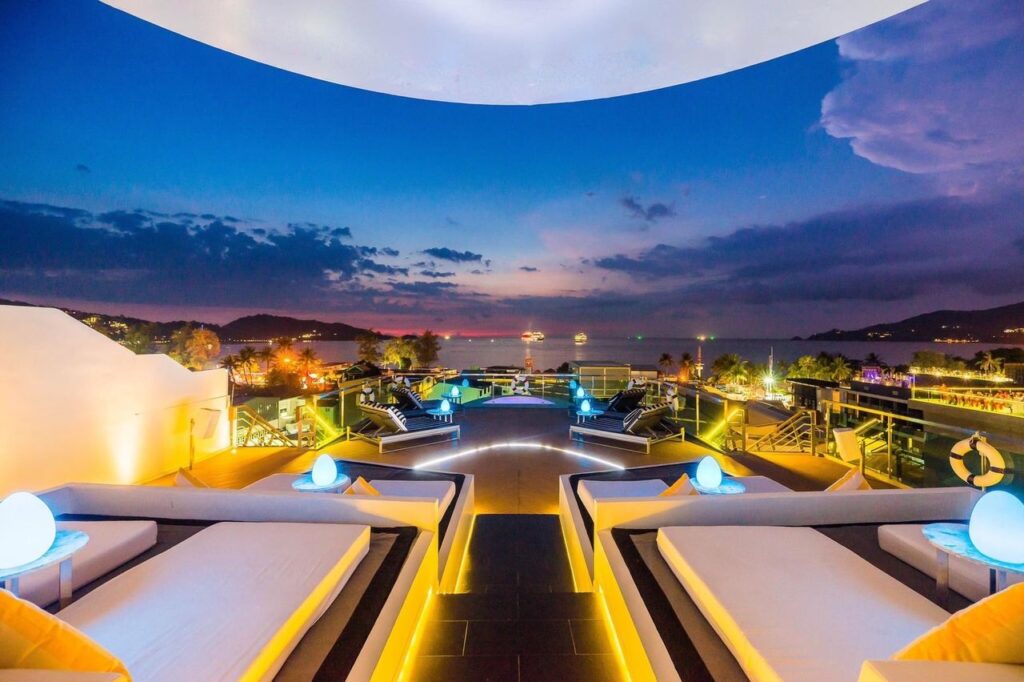 best rooftop bar in phuket