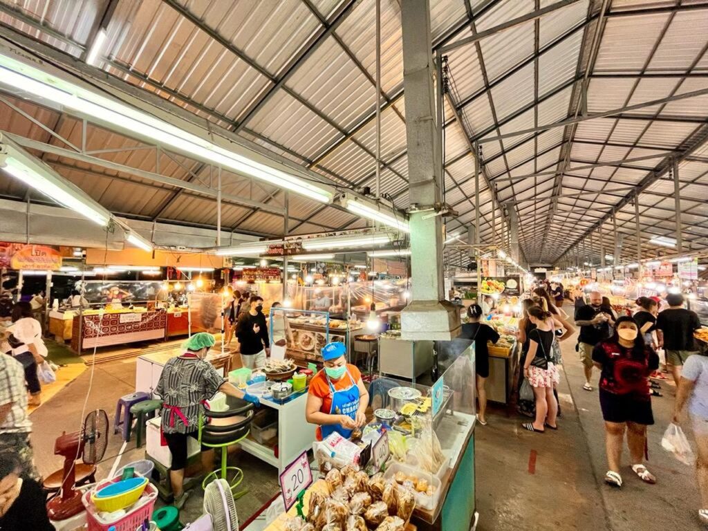 naka market phuket