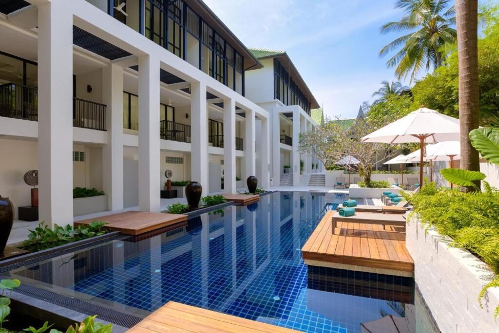 best area to stay in phuket for families