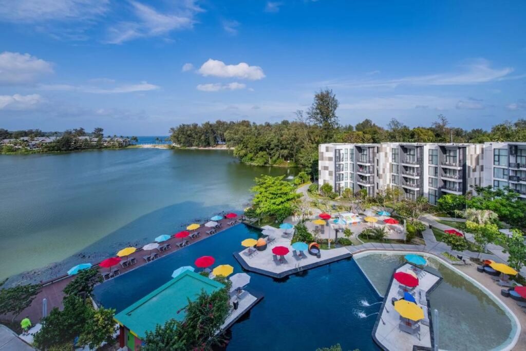 best luxury family hotels in phuket