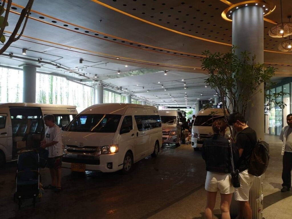 taxi from phuket airport