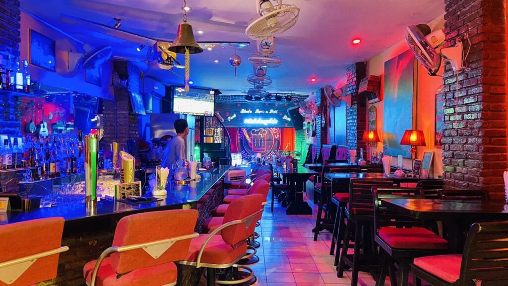 patong phuket live music bars