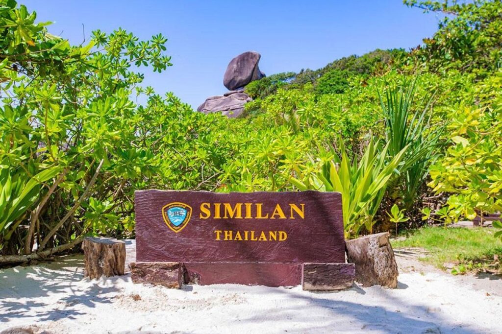 similan islands liveaboard